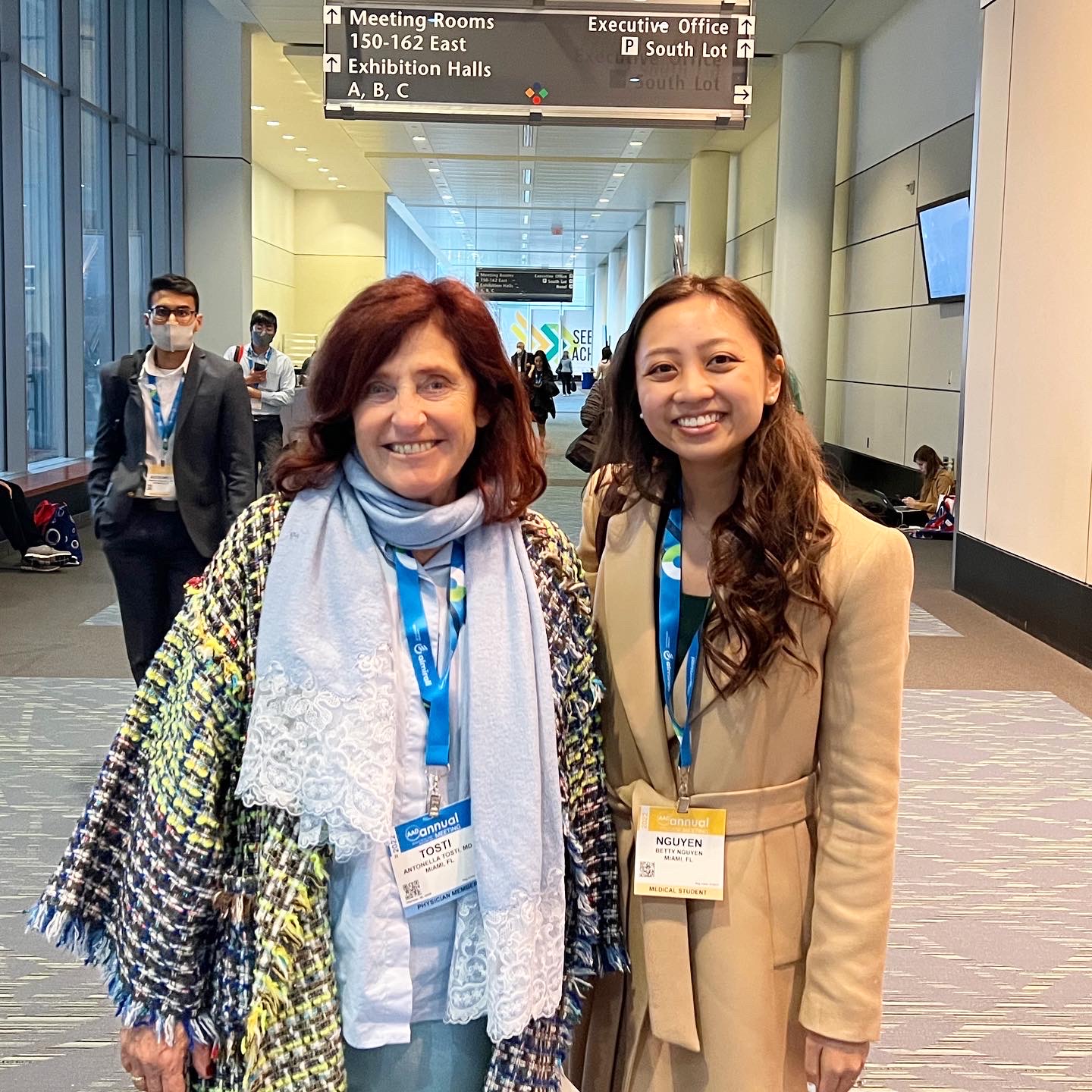 Betty Nguyen and Dr. Tosti AAD 2022 (1)